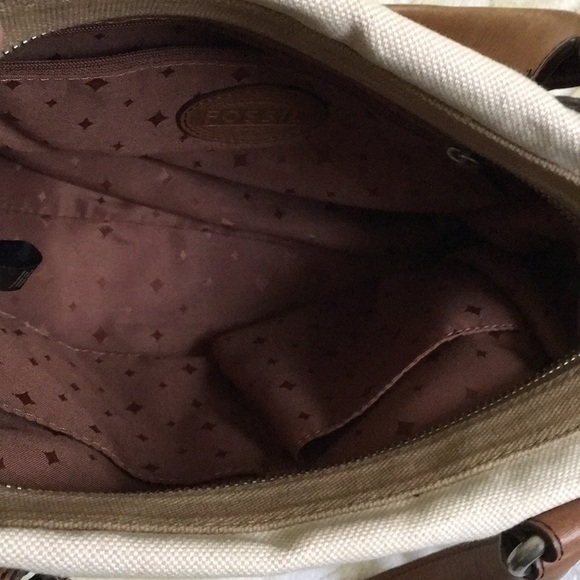 FOSSIL Purse - Picture 8 of 16